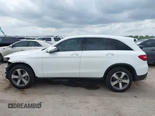 2019 Mercedes-Benz GLC 300 with VIN WDC0G4JB4KF590524, listed as a IAAI auction lot 42126657 with 53,841 mi miles and . Bid and sale history available at DreamBid. Image 14.