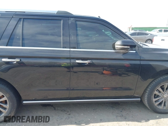 2019 Ford Expedition Limited with VIN 1FMJU1KT5KEA42669, listed as a IAAI auction lot 41649675 with 1 mi miles. Bid and sale history available at carsss.com. Image 13.