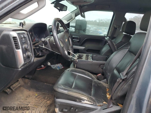 2015 Chevrolet Silverado 2500HD LT with VIN 1GC1KVE87FF604368, listed as a Copart auction lot 84713684 with 299,646 mi miles and Salvage Title. Bid and sale history available at carsss.com. Image 7.