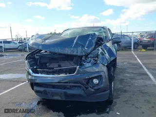 2015 Chevrolet Colorado 4WD LT with VIN 1GCGTBE37F1208139, listed as a IAAI auction lot 41589530 with 105,806 mi miles. Bid and sale history available at carsss.com. Image 6.