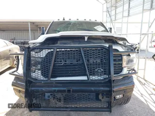 2021 Ram 2500 Laramie with VIN 3C6UR5NLXMG677847, listed as a IAAI auction lot 40992410 with 106,912 mi miles. Bid and sale history available at carsss.com. Image 12.