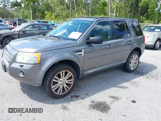 2010 Land Rover LR2 HSE z VIN SALFR2BN4AH173956, wystawiony jako IAAI lot #41795526 z przebiegiem 108 457 mil mil oraz . Historia ofert i sprzedaży dostępna na DreamBid. Obrazek 2.