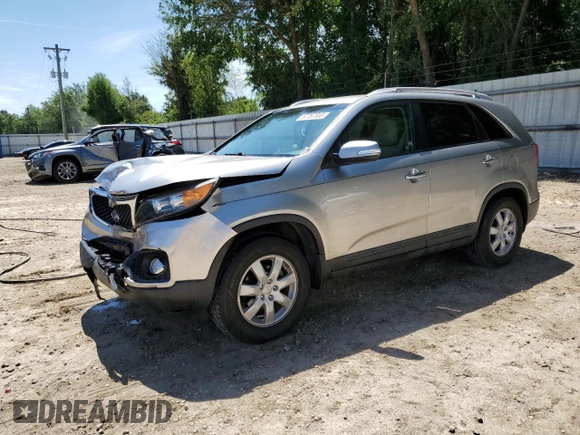 2013 Kia Sorento LX with VIN 5XYKT3A61DG372659, listed as a Copart auction lot 57787855 with 61,489 mi miles and Salvage title. Bid and sale history available at DreamBid. Image 1.