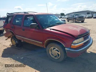 2001 Chevrolet Blazer LT with VIN 1GNDT13WX1K212786, listed as a IAAI auction lot 42515578 with 186,131 mi miles and . Bid and sale history available at DreamBid. Image 1.