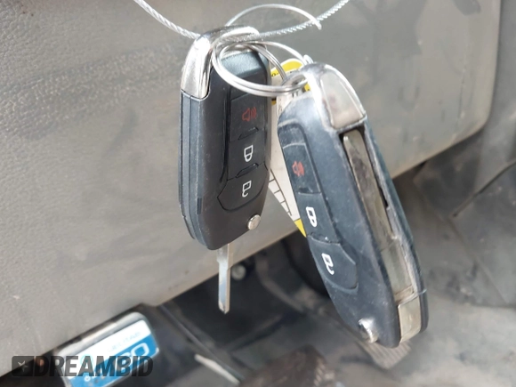 2020 Ford F-250 XL z VIN 1FT7X2A61LED41570, wystawiony jako IAAI lot #42230713 z przebiegiem 67 362 mil mil oraz . Historia ofert i sprzedaży dostępna na DreamBid. Obrazek 11.