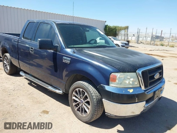 2004 Ford F-150 STX with VIN 1FTRX12W94NC32048, listed as a IAAI auction lot 42012602 with 276,657 mi miles. Bid and sale history available at carsss.com. Image 1.