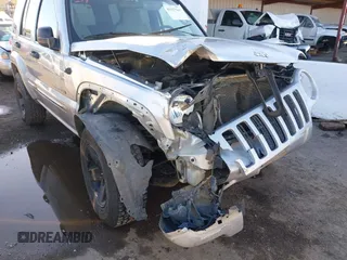 2002 Jeep Liberty Limited with VIN 1J8GL58K02W296204, listed as a IAAI auction lot 41527961 with 195,837 mi miles and . Bid and sale history available at carsss.com. Image 6.