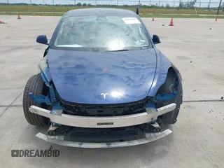 2022 Tesla Model 3 Long Range z VIN 5YJ3E1EB2NF246443, wystawiony jako IAAI lot #42179219 z przebiegiem Nie podano mil oraz . Historia ofert i sprzedaży dostępna na DreamBid. Obrazek 12.