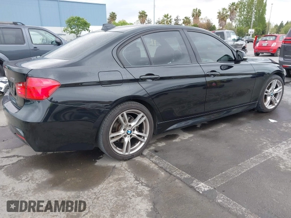 2014 BMW 3 Series 328i z VIN WBA3A5G58ENN66293, wystawiony jako IAAI lot #42106001 z przebiegiem 106 108 mil mil oraz . Historia ofert i sprzedaży dostępna na DreamBid. Obrazek 4.
