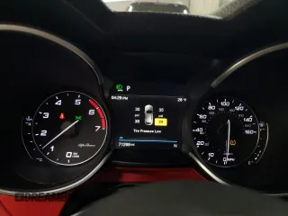 2020 Alfa Romeo Stelvio Ti z VIN ZASPAKBN4L7C74496, wystawiony jako Copart lot #43208305 z przebiegiem 71 269 mil mil oraz Szkoda całkowita • Salvage title. Historia ofert i sprzedaży dostępna na DreamBid. Obrazek 9.