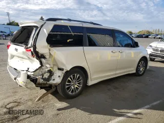 2020 Toyota Sienna XLE Auto Access Seat with VIN 5TDYZ3DC9LS053621, listed as a Copart auction lot 52774245 with 98,942 mi miles and Salvage Title. Bid and sale history available at carsss.com. Image 3.