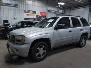 2007 Chevrolet TrailBlazer LS with VIN 1GNDT13S272125034, listed as a IAAI auction lot 41478515 with 215,462 mi miles and . Bid and sale history available at DreamBid. Image 2.