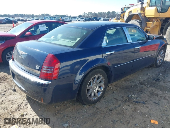 2005 Chrysler 300 with VIN 2C3JA63HX5H654114, listed as a IAAI auction lot 41469161 with 136,104 mi miles. Bid and sale history available at carsss.com. Image 4.