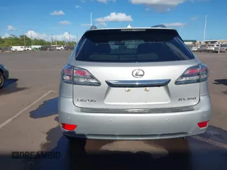 2010 Lexus RX 350 с VIN JTJZK1BA3A2407150, выставлен на аукционе IAAI как лот 40417330 с пробегом 67 950 миль миль и . История ставок и продаж доступна на DreamBid. Изображение 17.