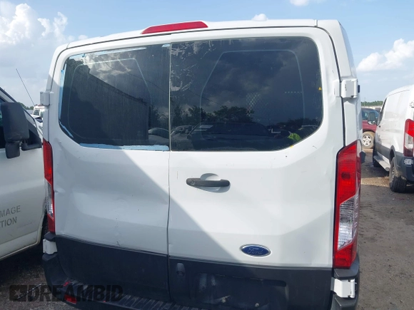 2019 Ford Transit с VIN 1FTYR1YM2KKB01764, выставлен на аукционе IAAI как лот 42712451 с пробегом 193 660 миль миль и . История ставок и продаж доступна на DreamBid. Изображение 16.