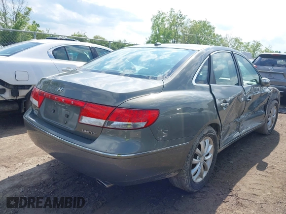 2008 Hyundai Azera Limited with VIN KMHFC46FX8A263425, listed as a IAAI auction lot 42254129 with 58,480 mi miles and . Bid and sale history available at DreamBid. Image 4.