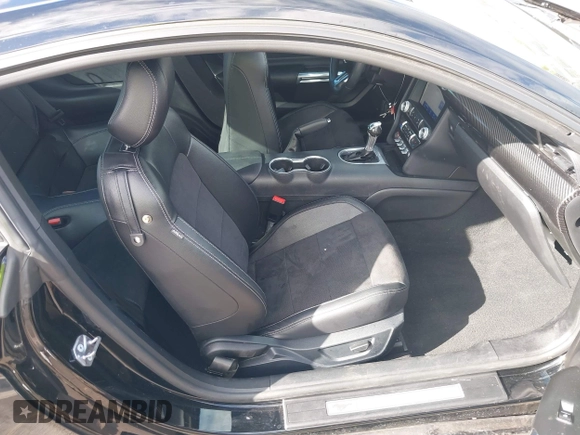 2021 Ford Mustang GT z VIN 1FA6P8CF1M5147740, wystawiony jako IAAI lot #38920487 z przebiegiem 15 299 mil mil oraz . Historia ofert i sprzedaży dostępna na DreamBid. Obrazek 5.