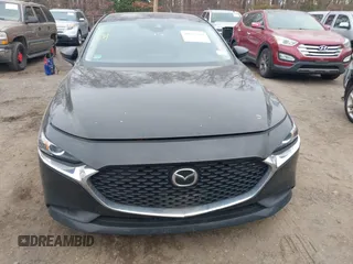 2021 Mazda 3 S с VIN 3MZBPAAL8MM201924, выставлен на аукционе IAAI как лот 40977248 с пробегом 89 894 миль миль и . История ставок и продаж доступна на DreamBid. Изображение 13.