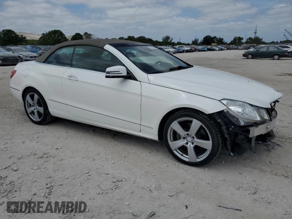 2013 Mercedes-Benz E-Class E 350 with VIN WDDKK5KF6DF213058, listed as a Copart auction lot 53731665 with 54,742 mi miles and Salvage Title. Bid and sale history available at carsss.com. Image 4.