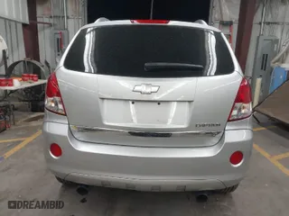 2012 Chevrolet Captiva Sport Fleet LT with VIN 3GNAL3E58CS584041, listed as a IAAI auction lot 41784509 with 121,420 mi miles. Bid and sale history available at carsss.com. Image 17.