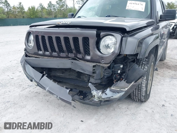 2016 Jeep Patriot Sport SE with VIN 1C4NJPBA4GD526703, listed as a IAAI auction lot 41956176 with 148,233 mi miles and . Bid and sale history available at DreamBid. Image 6.