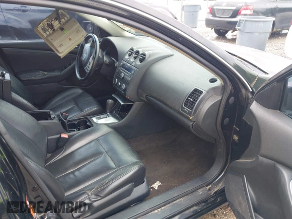 2009 Nissan Altima S z VIN 1N4AL21E19C117041, wystawiony jako IAAI lot #42251056 z przebiegiem Nie podano mil oraz . Historia ofert i sprzedaży dostępna na DreamBid. Obrazek 5.