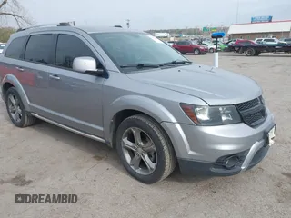 2016 Dodge Journey Crossroad Plus z VIN 3C4PDDGG5GT208899, wystawiony jako IAAI lot #41938910 z przebiegiem 143 602 mil mil oraz . Historia ofert i sprzedaży dostępna na DreamBid. Obrazek 1.