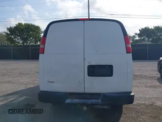 2016 Chevrolet Express Cargo Van with VIN 1GCWGAFF4G1167344, listed as a IAAI auction lot 41729291 with 136,982 mi miles. Bid and sale history available at carsss.com. Image 16.