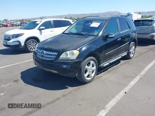 2008 Mercedes-Benz M 320 CDI with VIN 4JGBB22E08A330357, listed as a IAAI auction lot 40260219 with 169,967 mi miles and . Bid and sale history available at carsss.com. Image 2.