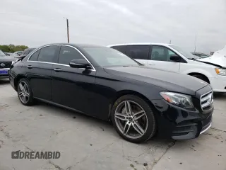 2019 Mercedes-Benz E-Class E 300 with VIN WDDZF4JB6KA606838, listed as a Copart auction lot 67752522 with 33,602 mi miles. Bid and sale history available at carsss.com. Image 4.