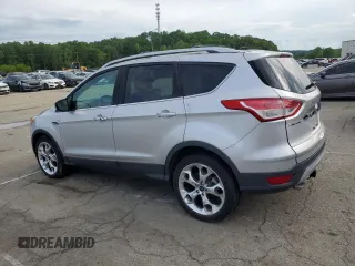 2015 Ford Escape Titanium с VIN 1FMCU9J99FUC33052, выставлен на аукционе Copart как лот 56508365 с пробегом Не указан миль и На запчасти • Non repairable. История ставок и продаж доступна на DreamBid. Изображение 2.