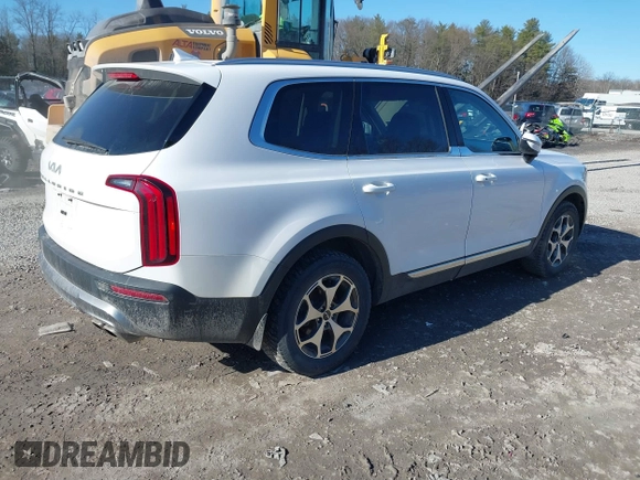 2022 Kia Telluride EX z VIN 5XYP34HC2NG260767, wystawiony jako IAAI lot #41816535 z przebiegiem 81 012 mil mil oraz . Historia ofert i sprzedaży dostępna na DreamBid. Obrazek 4.