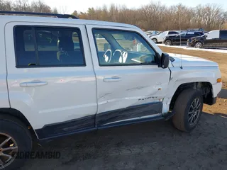 2016 Jeep Patriot Sport with VIN 1C4NJPBA1GD747238, listed as a IAAI auction lot 41417746 with 172,001 mi miles and . Bid and sale history available at carsss.com. Image 17.