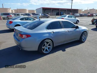 2011 Acura TSX z VIN JH4CU2F61BC012652, wystawiony jako IAAI lot #41980560 z przebiegiem 173 143 mil mil oraz . Historia ofert i sprzedaży dostępna na DreamBid. Obrazek 4.