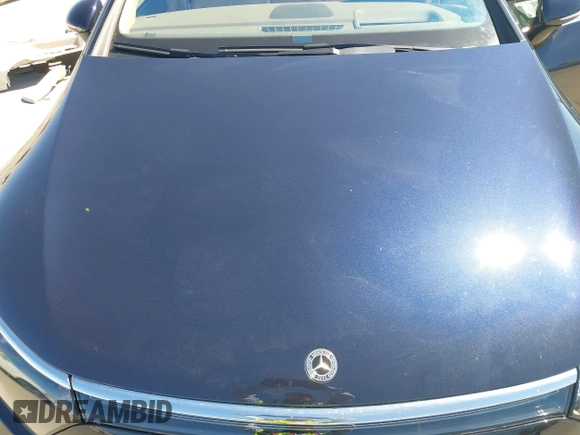 2023 Mercedes-Benz EQS 450 z VIN W1KCG2EB8PA036382, wystawiony jako IAAI lot #41868395 z przebiegiem 19 376 mil mil oraz . Historia ofert i sprzedaży dostępna na DreamBid. Obrazek 10.