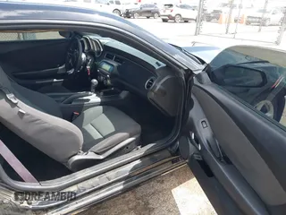 2011 Chevrolet Camaro 1LT z VIN 2G1FB1ED2B9164874, wystawiony jako IAAI lot #41955019 z przebiegiem 165 552 mil mil oraz . Historia ofert i sprzedaży dostępna na DreamBid. Obrazek 5.