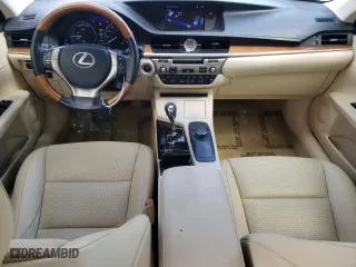 2015 Lexus ES 300h Hybrid with VIN JTHBW1GG8F2086119, listed as a Copart auction lot 44750983 with 50,909 mi miles. Bid and sale history available at carsss.com. Image 8.