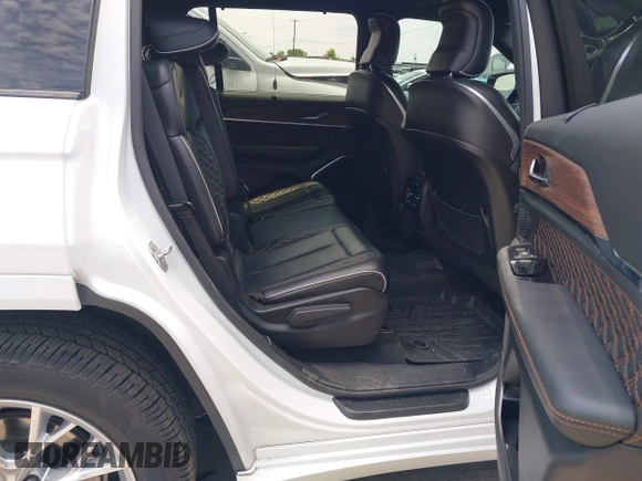 2021 Jeep Grand Cherokee Summit Reserve с VIN 1C4RJKET4M8197071, выставлен на аукционе IAAI как лот 42430824 с пробегом 36 927 миль миль и . История ставок и продаж доступна на DreamBid. Изображение 8.