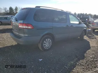 2002 Toyota Sienna LE with VIN 4T3ZF13C82U482524, listed as a Copart auction lot 82845954 with 233,908 mi miles and Salvage Title. Bid and sale history available at carsss.com. Image 3.