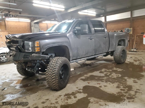 2011 Chevrolet Silverado 2500HD LT with VIN 1GC1KXE89BF206455, listed as a Copart auction lot 87032484 with 229,422 mi miles and Salvage Title. Bid and sale history available at carsss.com. Image 1.