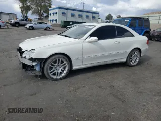 2009 Mercedes-Benz CLK 350 z VIN WDBTJ56H59F261329, wystawiony jako Copart lot #53894555 z przebiegiem 132 434 mil mil oraz Szkoda całkowita • Salvage title. Historia ofert i sprzedaży dostępna na DreamBid. Obrazek 1.