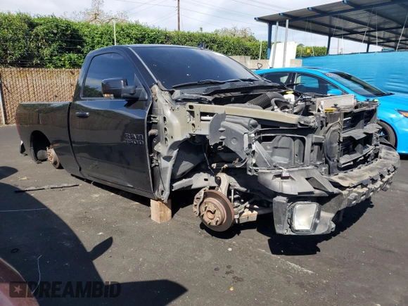 2018 Ram 1500 R/T with VIN 3C6JR6CTXJG195113, listed as a Copart auction lot 52747735 with 0 mi miles and Salvage Title. Bid and sale history available at carsss.com. Image 4.
