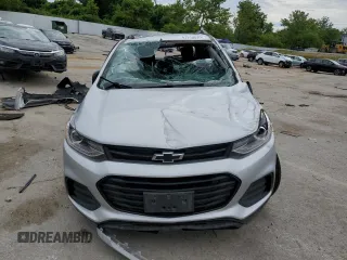 2020 Chevrolet Trax LT with VIN 3GNCJLSB4LL107206, listed as a Copart auction lot 62910035 with 135,480 mi miles and Salvage title. Bid and sale history available at DreamBid. Image 5.