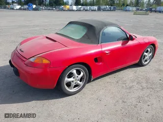 2000 Porsche Boxster with VIN WP0CA298XYU626402, listed as a IAAI auction lot 42047879 with 82,966 mi miles. Bid and sale history available at carsss.com. Image 4.