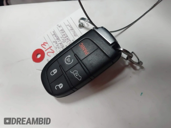 2020 Jeep Grand Cherokee Altitude z VIN 1C4RJFAG0LC163818, wystawiony jako IAAI lot #42009857 z przebiegiem 77 843 mil mil oraz . Historia ofert i sprzedaży dostępna na DreamBid. Obrazek 11.