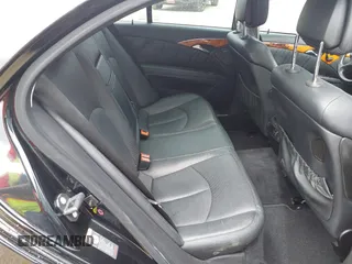 2007 Mercedes-Benz E-Class Sport 5.5L with VIN WDBUF72X67A994093, listed as a IAAI auction lot 41719386 with 132,733 mi miles. Bid and sale history available at carsss.com. Image 8.