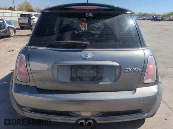 2003 MINI Hardtop S with VIN WMWRE33423TD62021, listed as a Copart auction lot 54707755 with 181,722 mi miles and Clean Title. Bid and sale history available at DreamBid. Image 6.