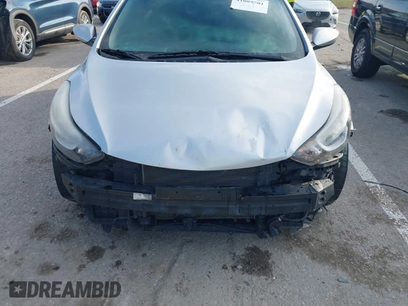 2016 Hyundai Elantra SE with VIN 5NPDH4AE0GH654960, listed as a IAAI auction lot 41089501 with 136,612 mi miles. Bid and sale history available at carsss.com. Image 6.