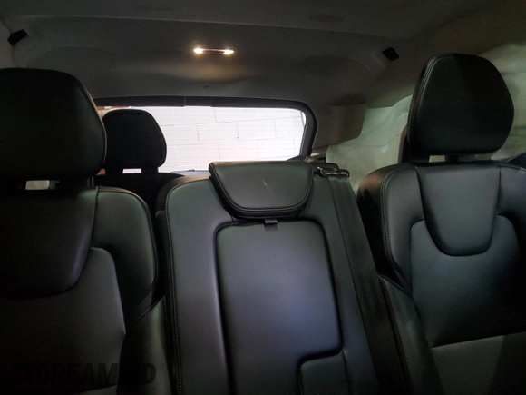 2019 Volvo XC90 Momentum with VIN YV4102PK4K1483185, listed as a Copart auction lot 45920325 with 88,218 mi miles and Salvage Title. Bid and sale history available at carsss.com. Image 10.