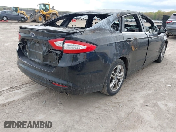 2016 Ford Fusion Titanium with VIN 3FA6P0SU6GR154279, listed as a IAAI auction lot 42127726 with Not provided miles and . Bid and sale history available at DreamBid. Image 4.